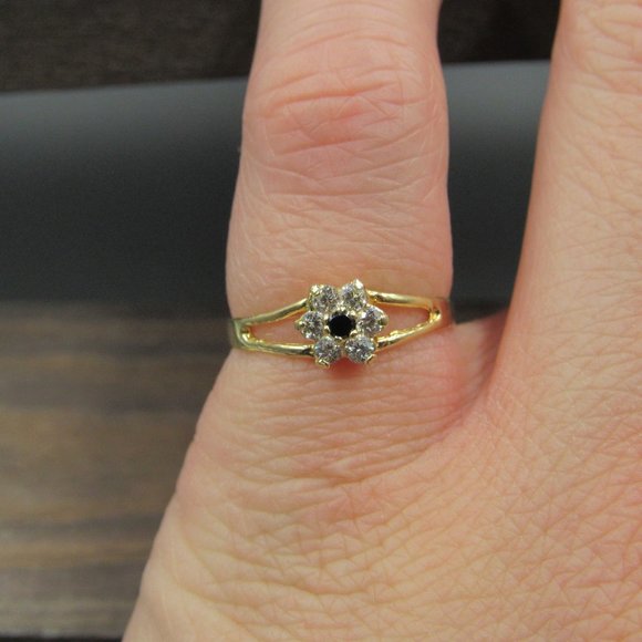 Size 6.25 14K Gold Floral Cubic Zirconia Gem Ring - Picture 4 of 8